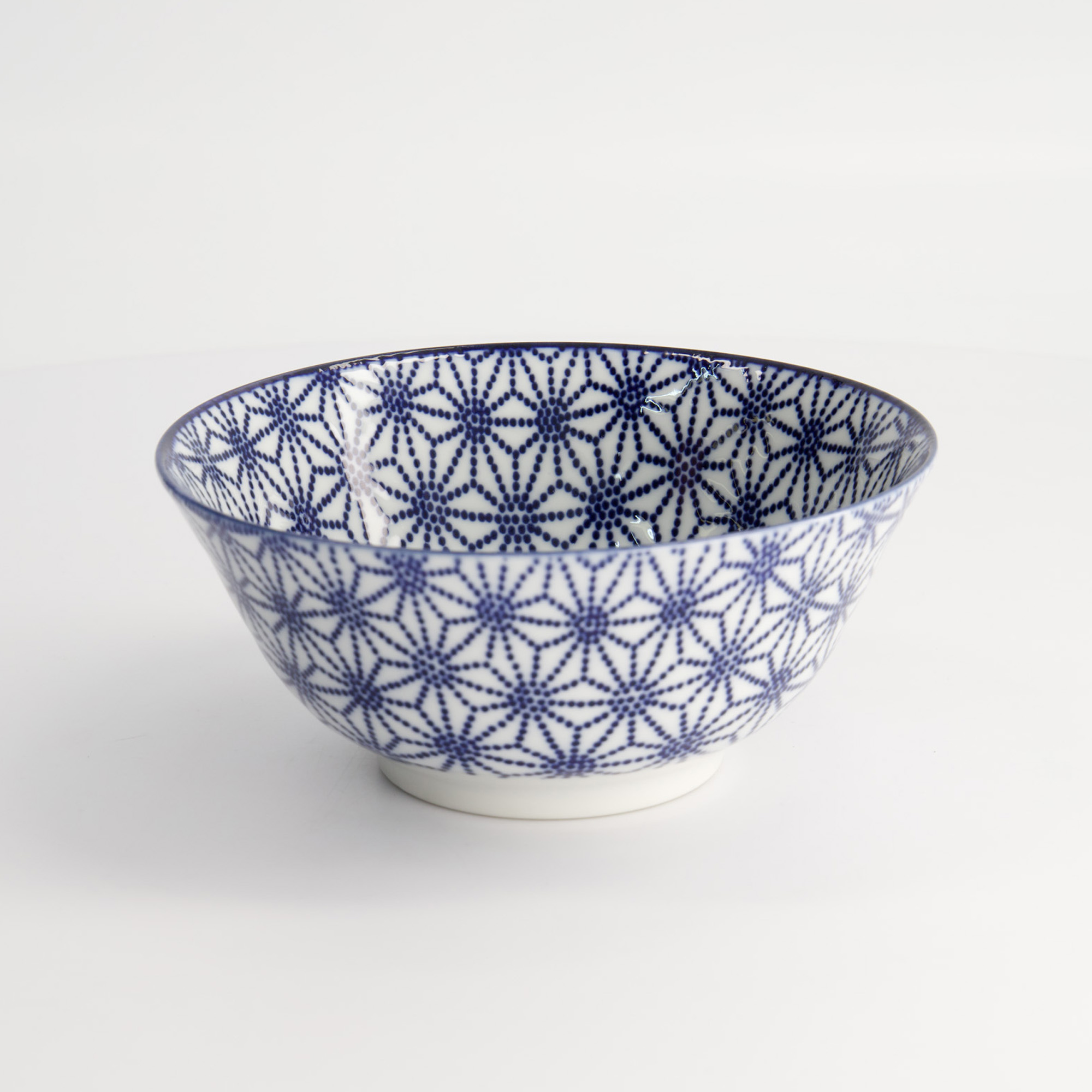 TOKYO DESIGN STUDIO Skål Star Ø 15,2 cm, höjd 6,7 cm