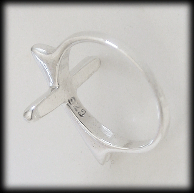 Urläcker kors ring i Äkta silver. - 3