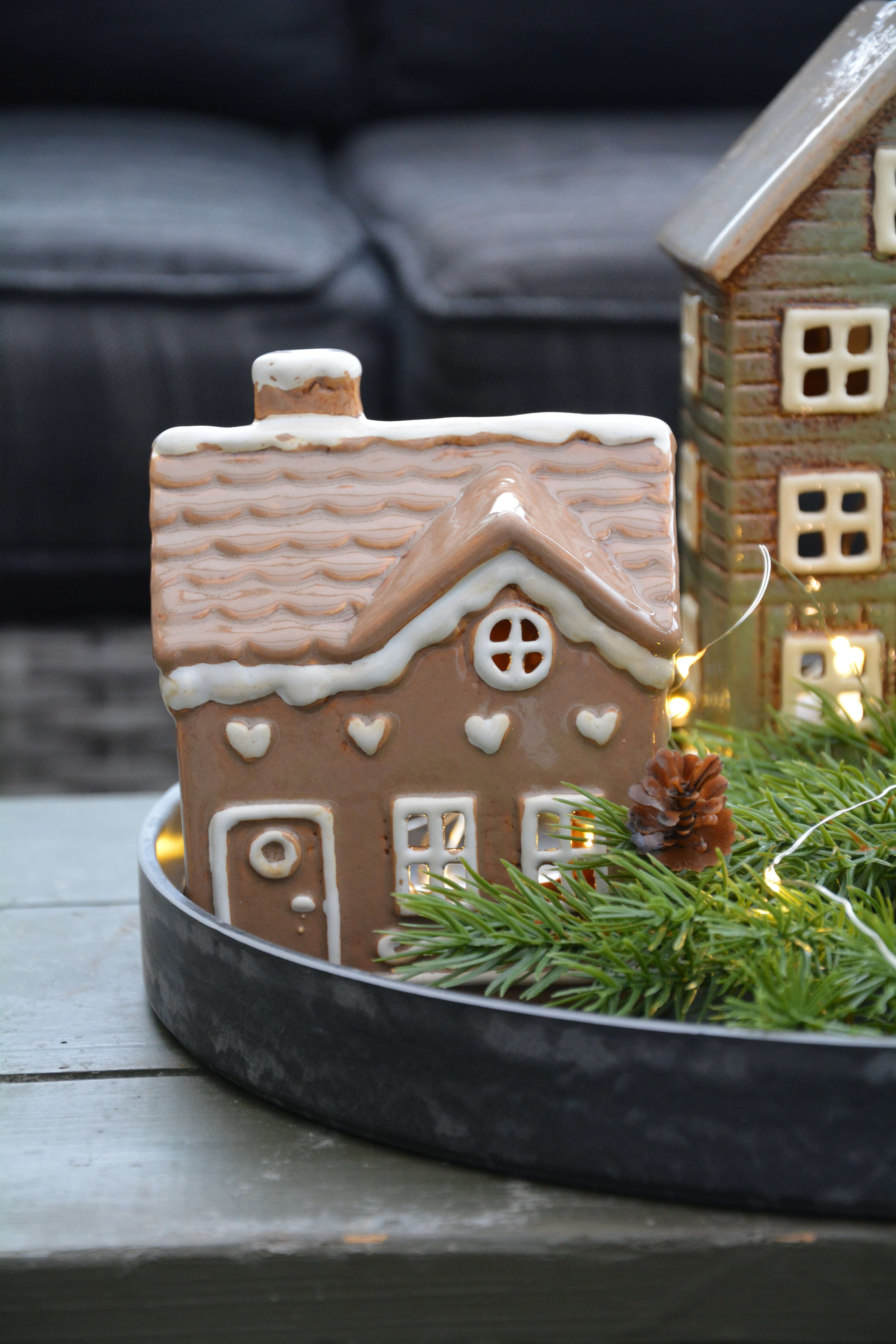 Huslykta pepparkakshus NR 3 i keramik