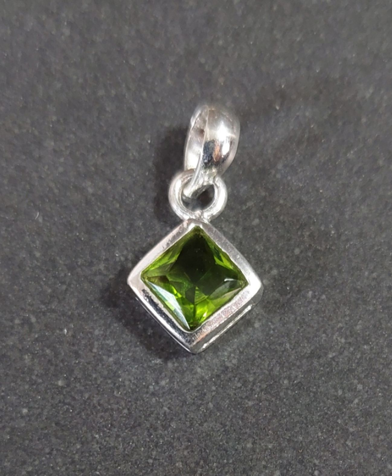 Silver hängen med Sten Cabochon i kvadratisk form  - 13