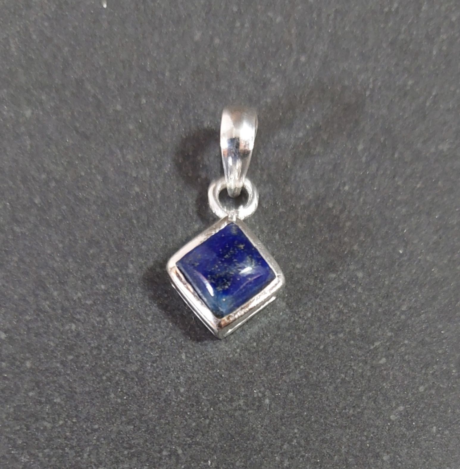 Silver hängen med Sten Cabochon i kvadratisk form  - 20