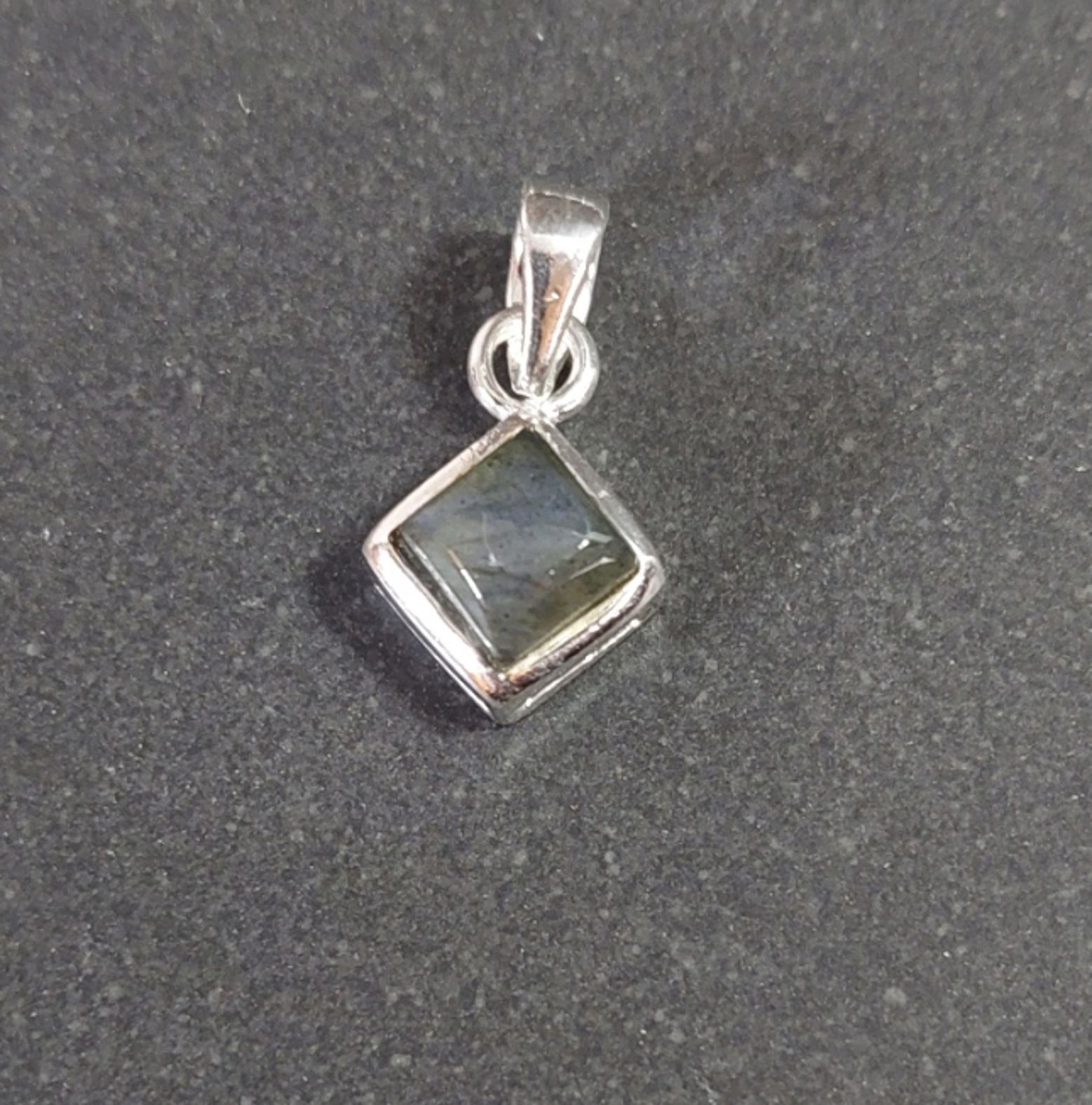 Silver hängen med Sten Cabochon i kvadratisk form  - 8