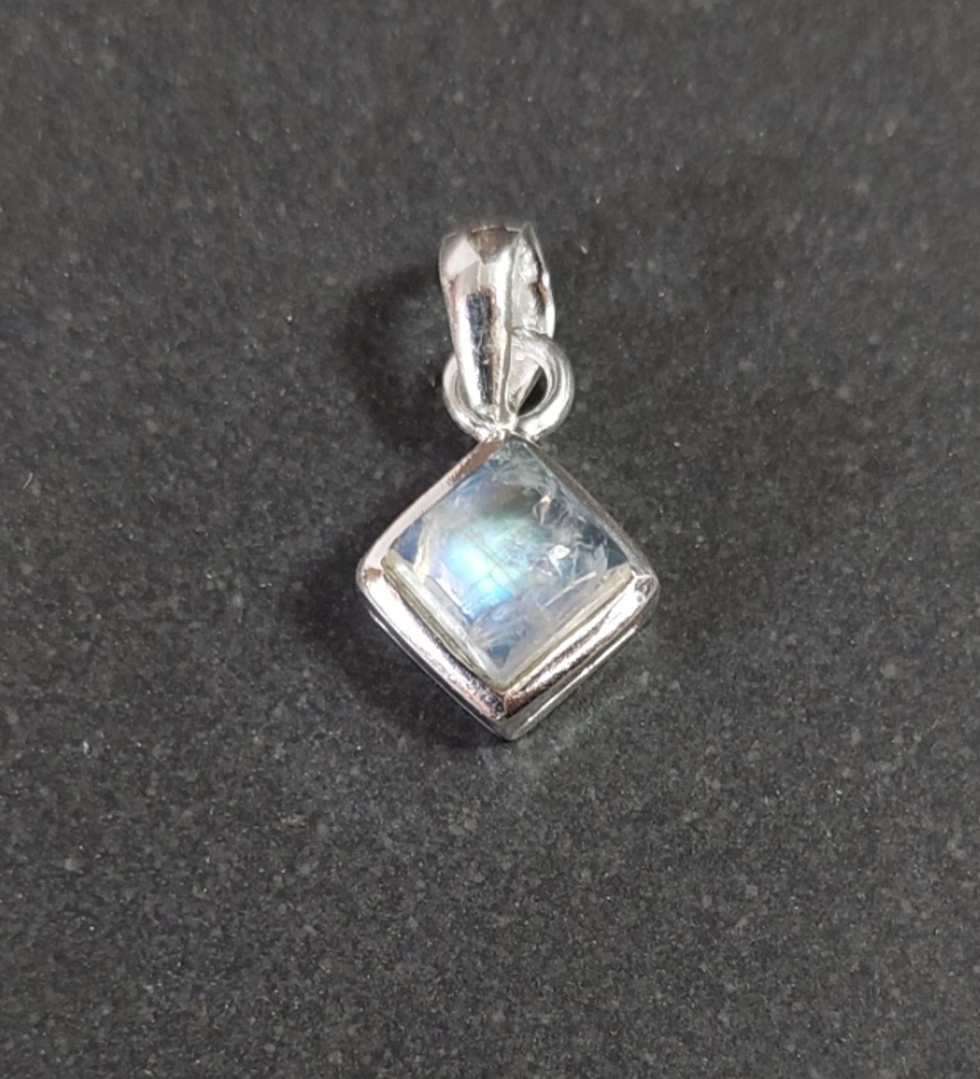 Silver hängen med Sten Cabochon i kvadratisk form  - 10