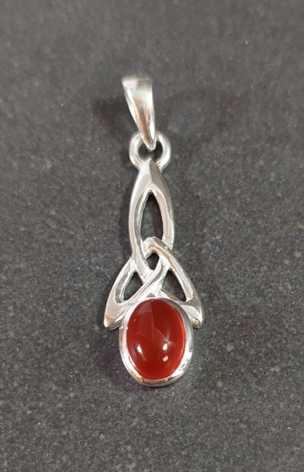 Silver hänge med Sten Cabochon - Triquetra - 16