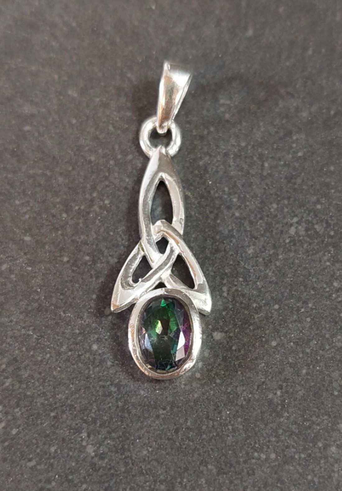 Silver hänge med Sten Cabochon - Triquetra - 14