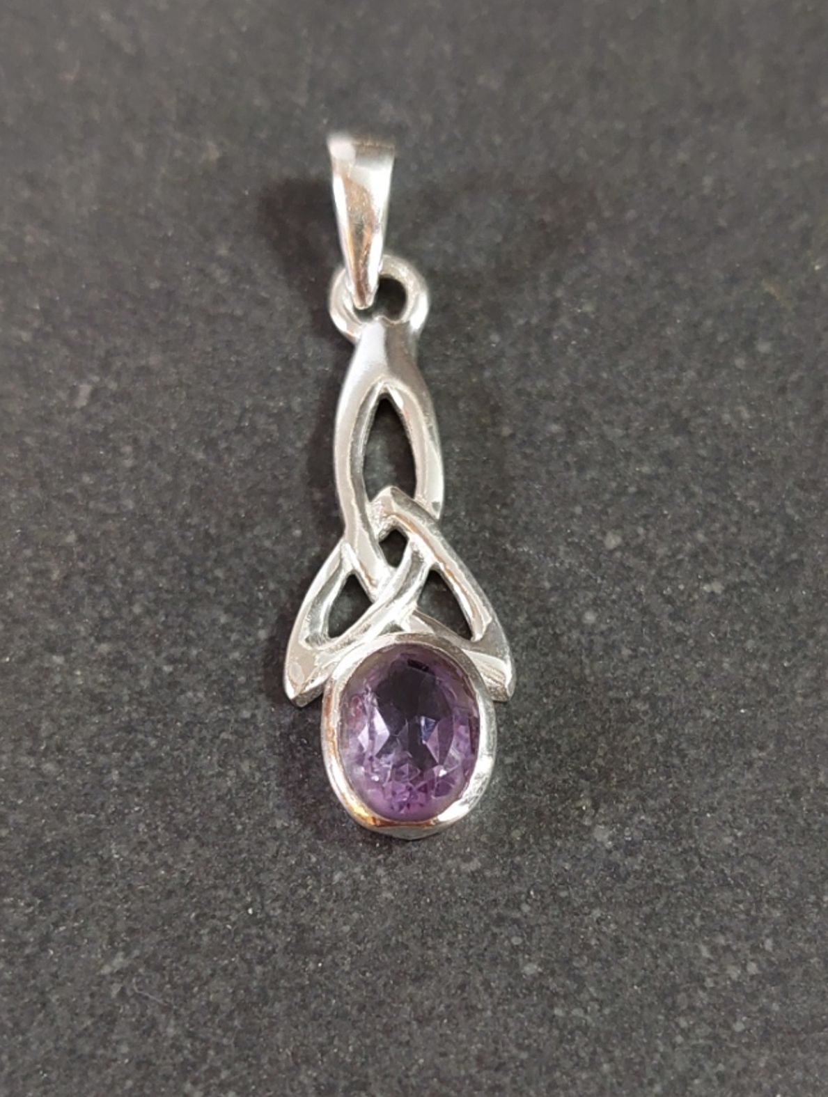 Silver hänge med Sten Cabochon - Triquetra - 18