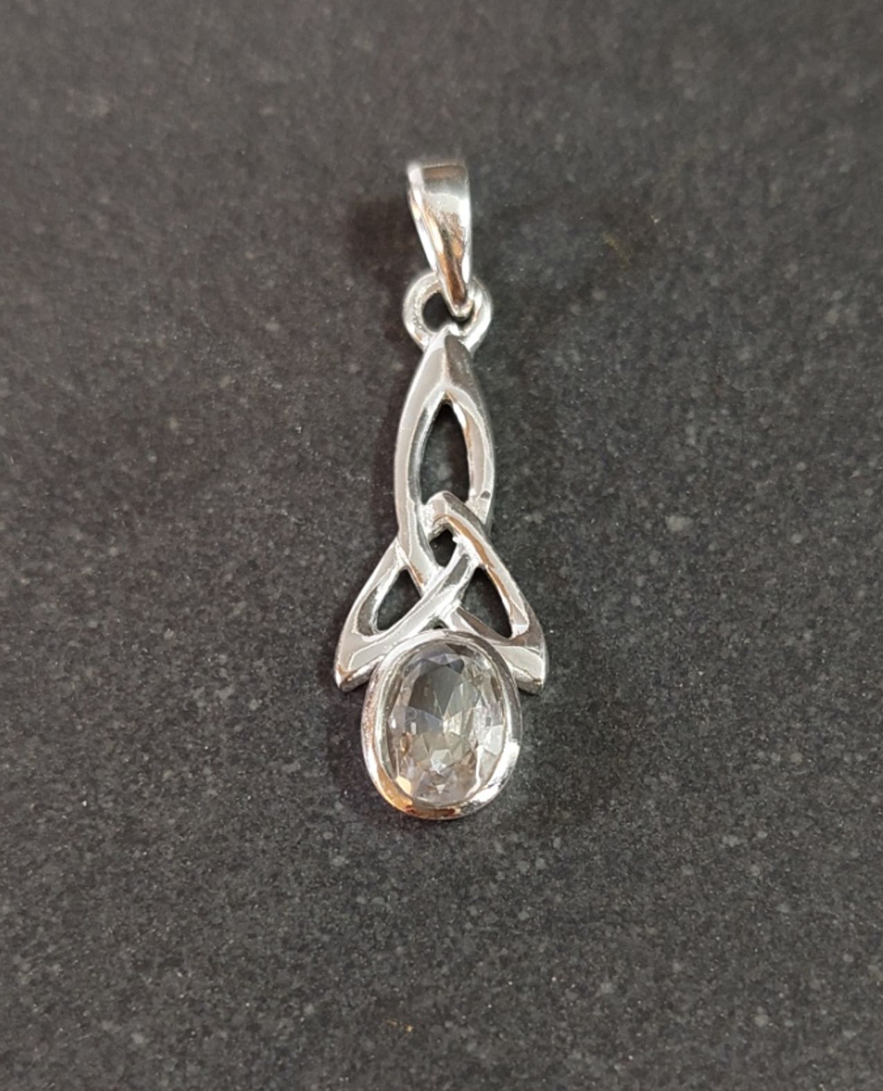 Silver hänge med Sten Cabochon - Triquetra - 15