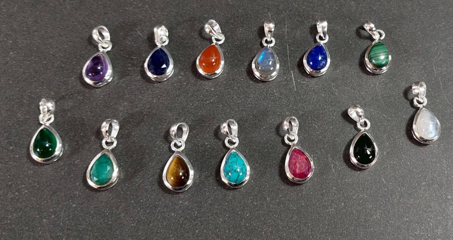 Silver hänge med Sten Cabochon - Droppform 
