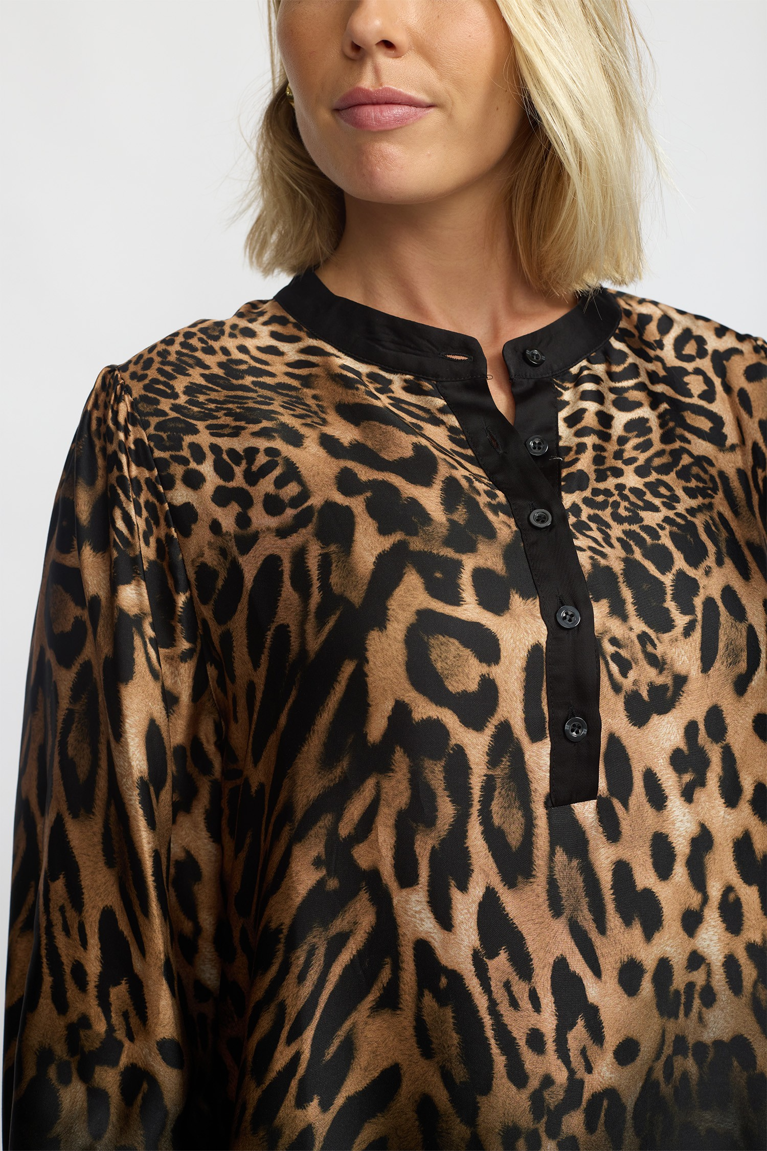 Sole Blouse -  Stl. L - 2-Biz