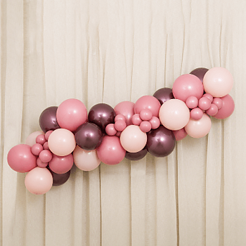 Ballonggirlang Rosewood