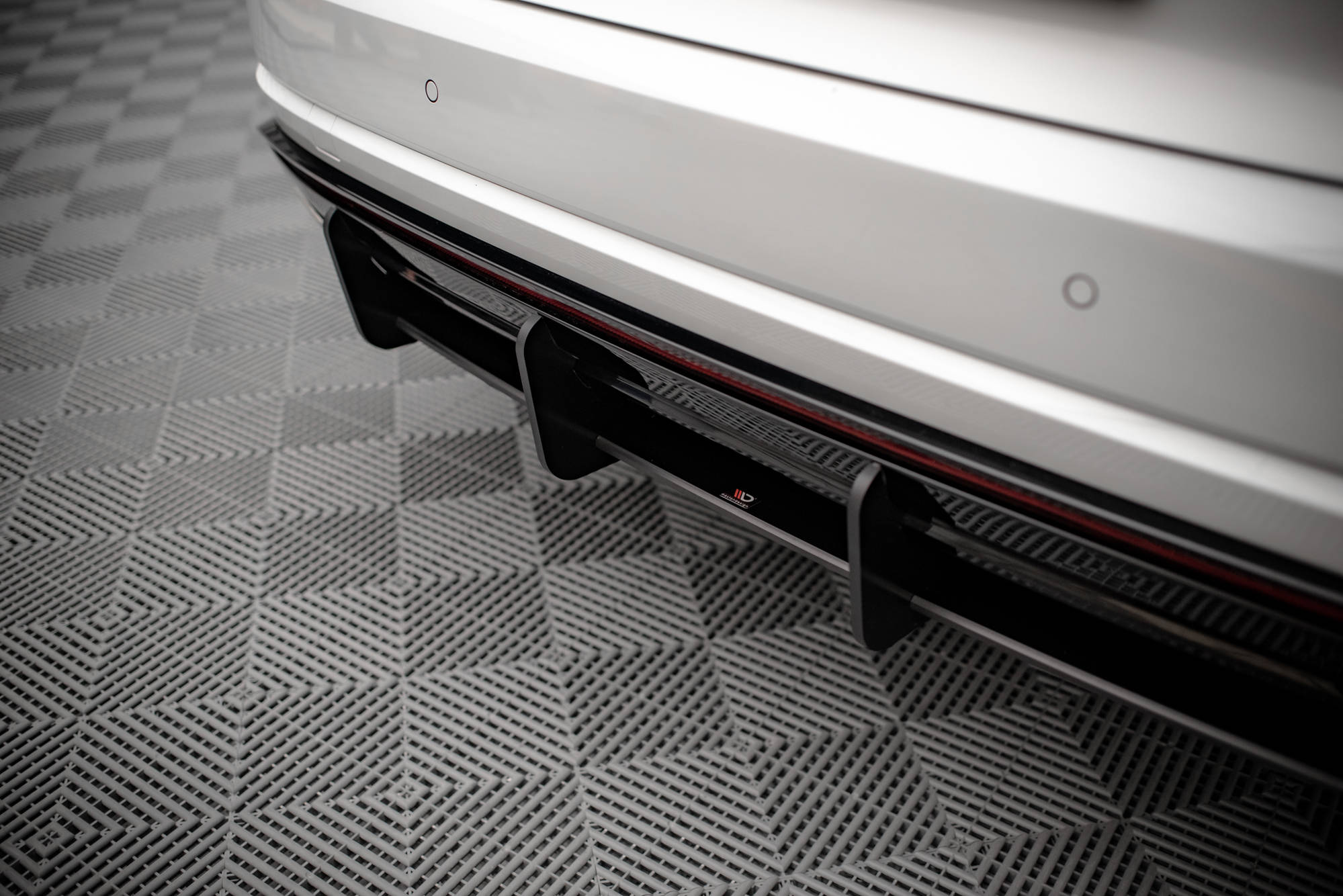 Maxton - Street Pro Rear Diffuser Volkswagen Touareg R-Line Mk3/MLB  - 4