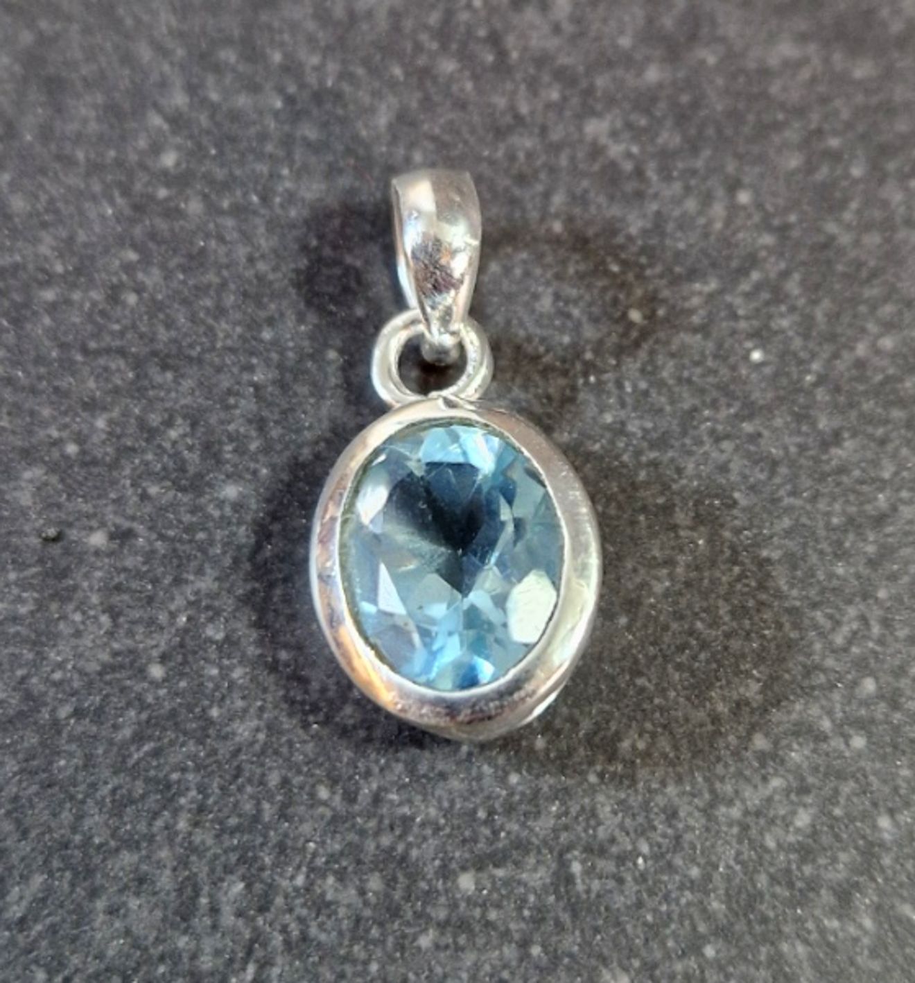 Silver hänge med Sten Cabochon - Rund - 22