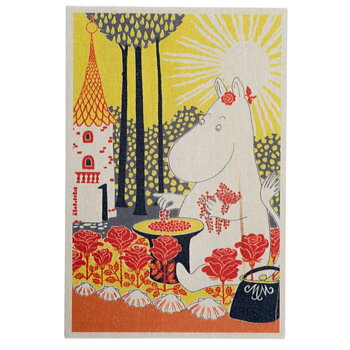 Moomin Wooden Card - Moominmamma with berries