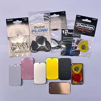 Pick holder
