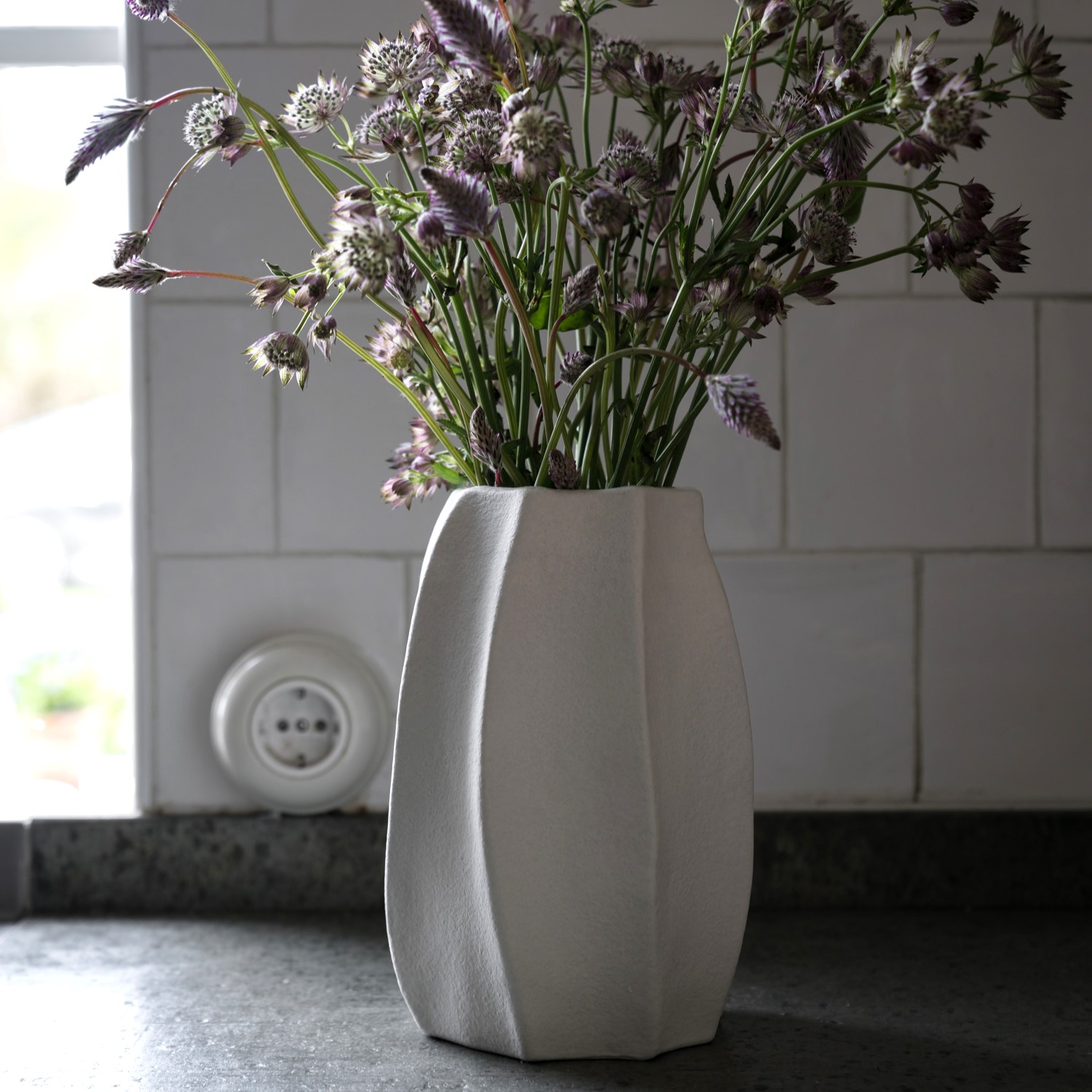 Vas stengods 23 cm  vit - ERNST