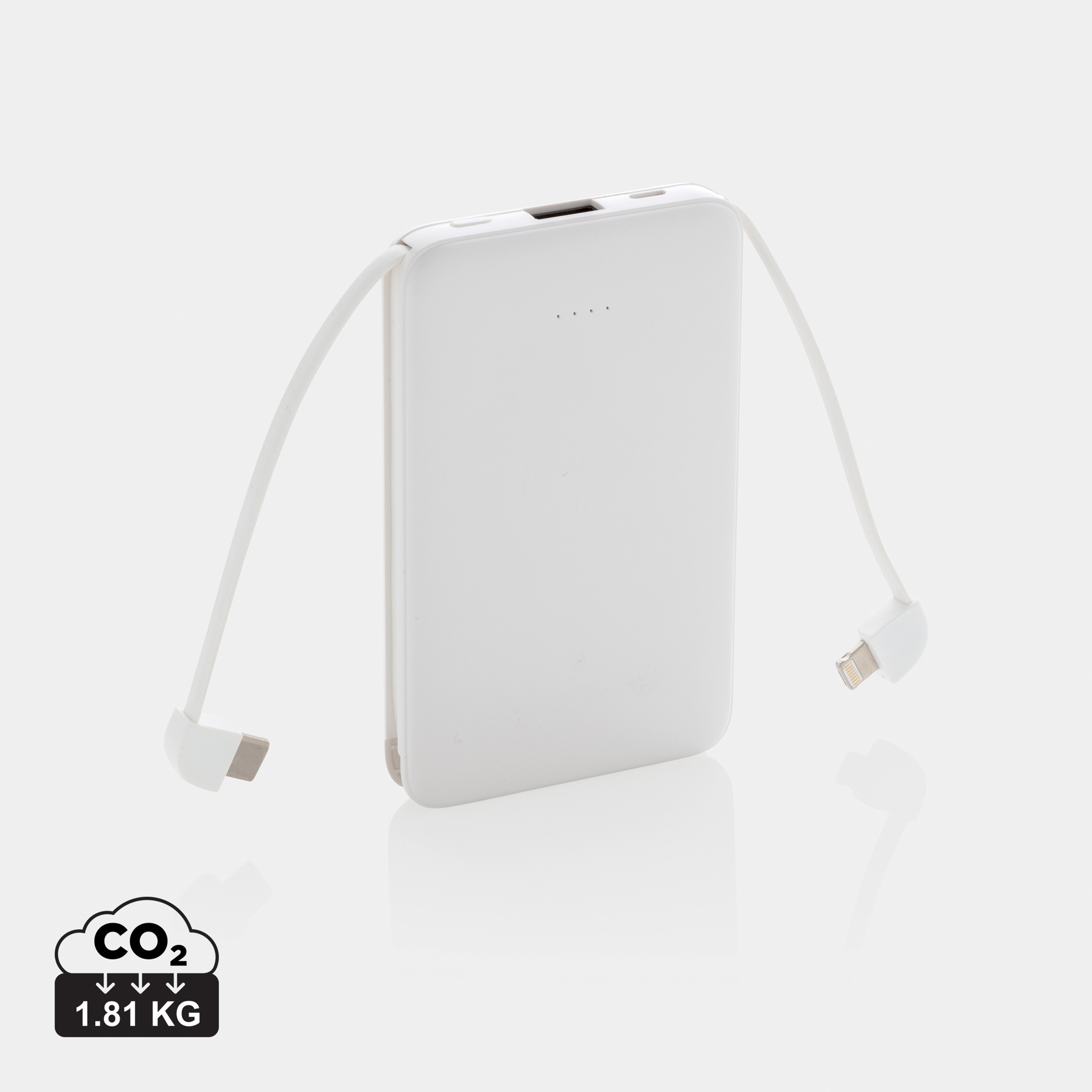 5.000 mAh powerbank i fickformat med integrerade kablar - 2