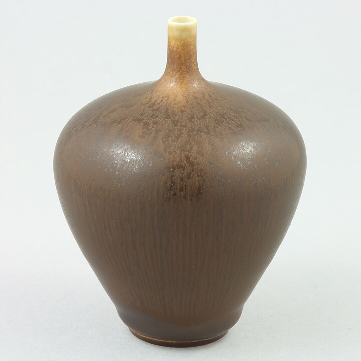 Berndt Friberg (1973) Unique Brown Haresfur Vase 9 cm