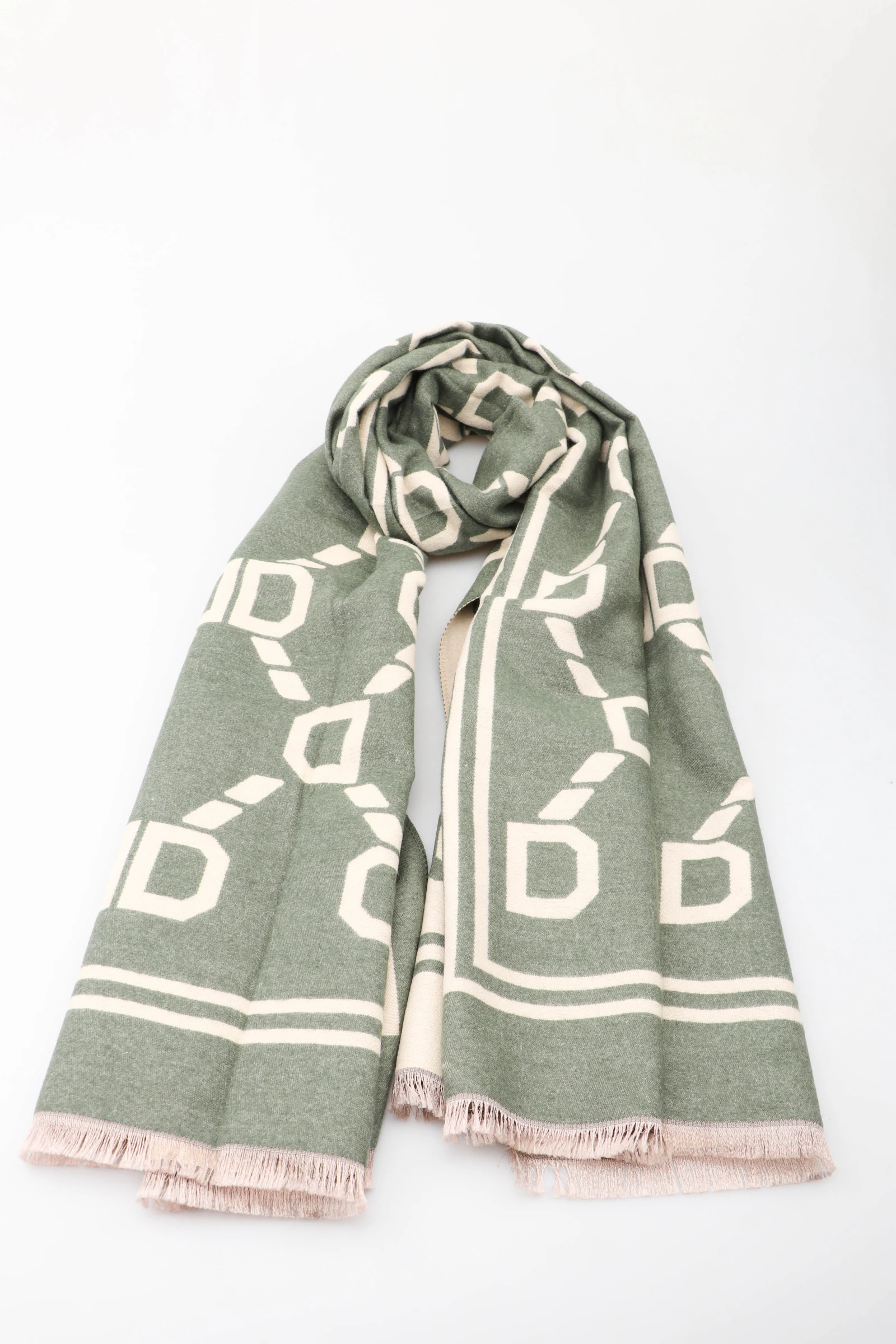 Scarf green
