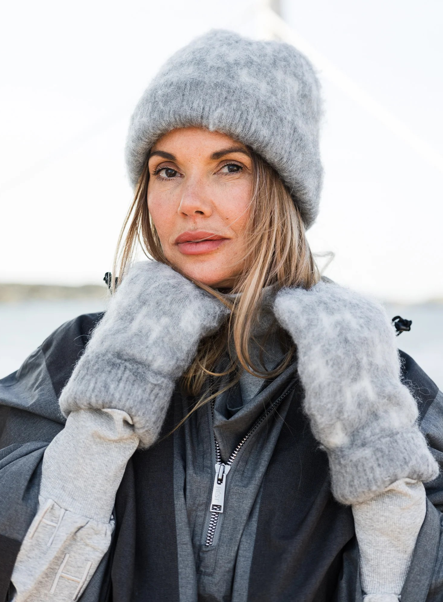 Asta Mittens - Grey Melange - Hést