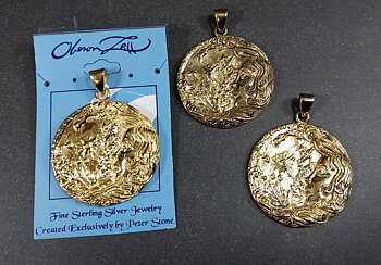 Mån Gudinna Guld /Silver Hängen  ( Moon Goddess)  Magikern Oberon Zell Design 