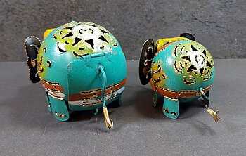 Handmålad Plåt Elefant
