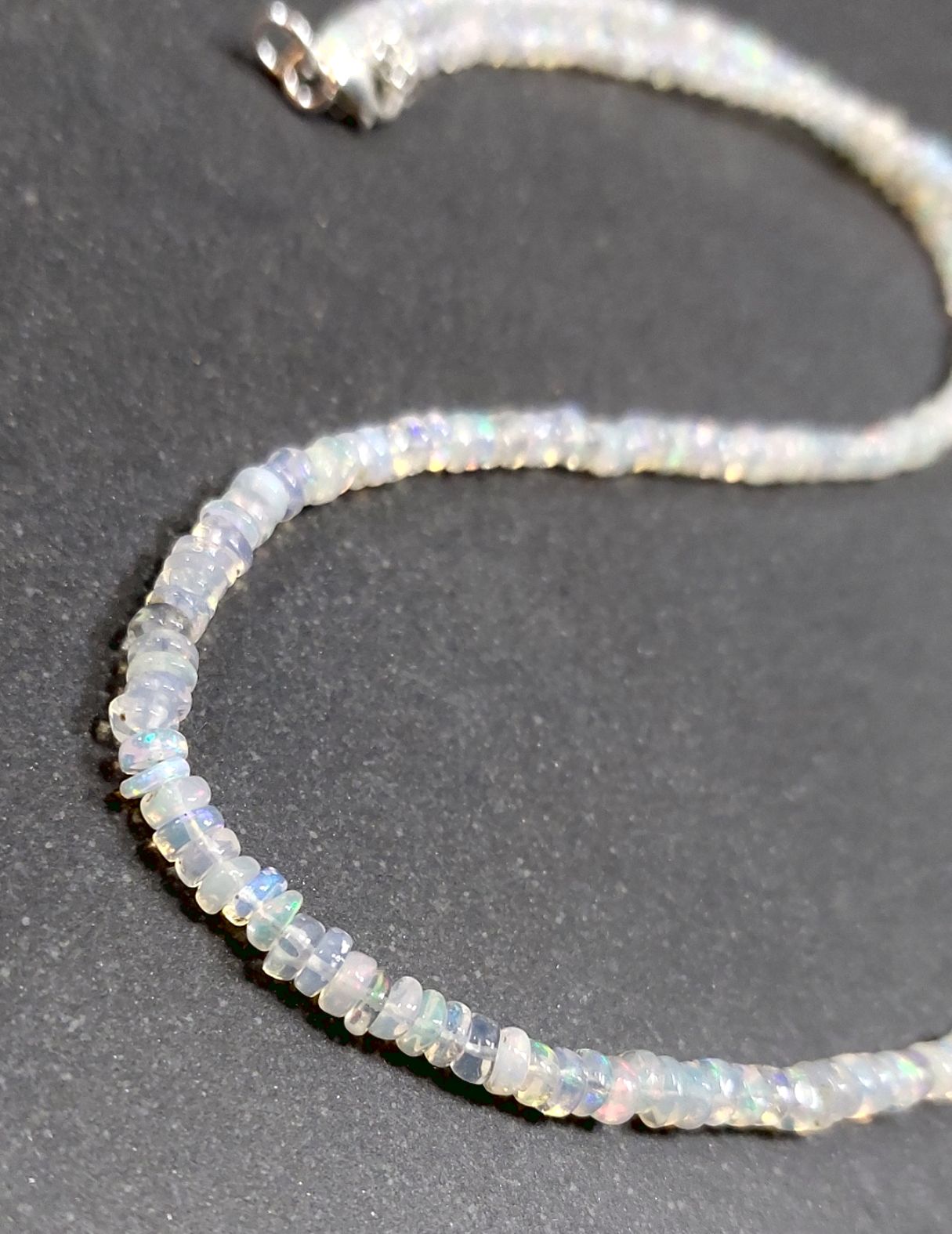 Äkta Opal Pärla Halsband, 2mm Pärlor - 2
