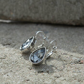 By Jolima - Tear Drop Earring Indian Saphire Silver
