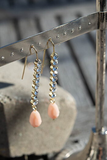 By Jolima - Sparkle Drop Earring Cream