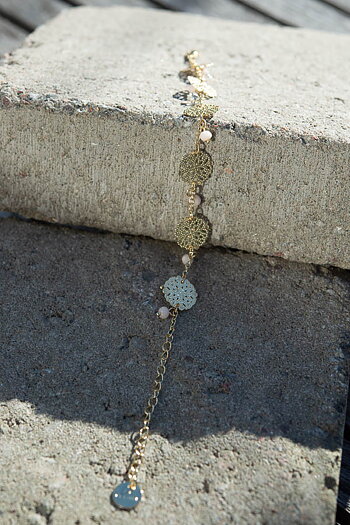 By Jolima - Vegas Multi Pendant Bracelet Gold