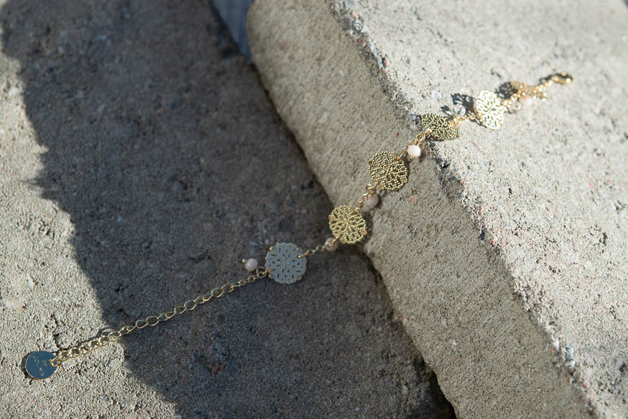 By Jolima - Vegas Multi Pendant Bracelet Gold - 6