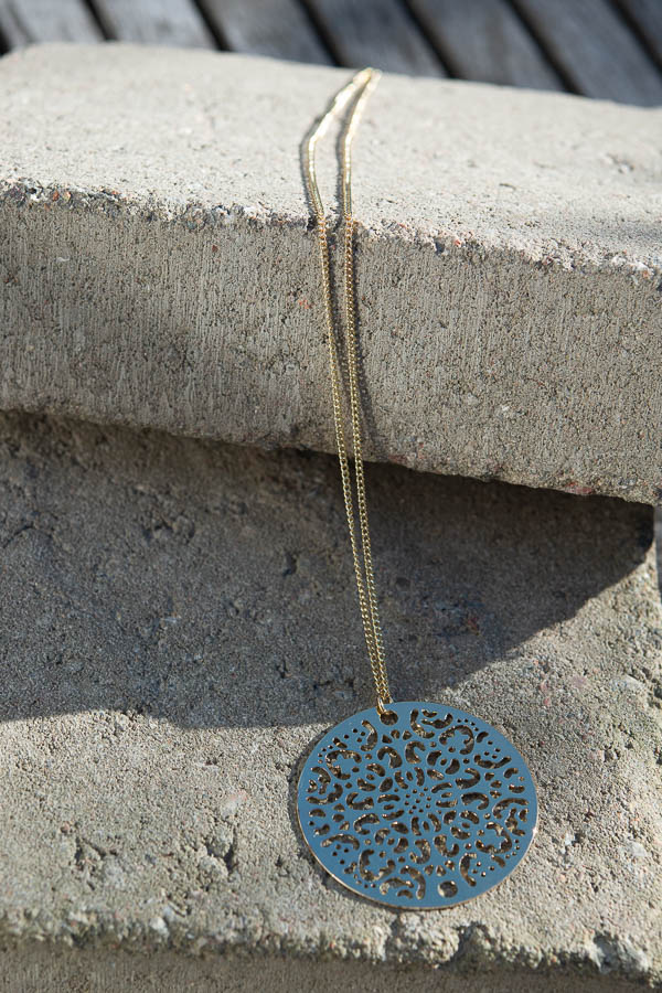 By Jolima - Vegas Pendant Necklace Gold - 3