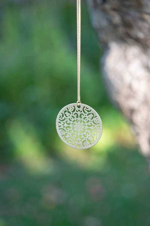 By Jolima - Vegas Pendant Necklace Gold - 4
