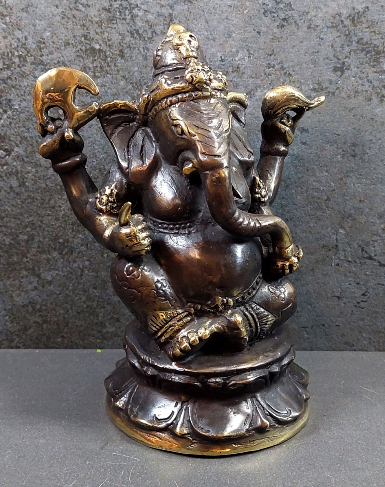 Ganesha  i Putsad Brons, 2-färg  - 14cm
