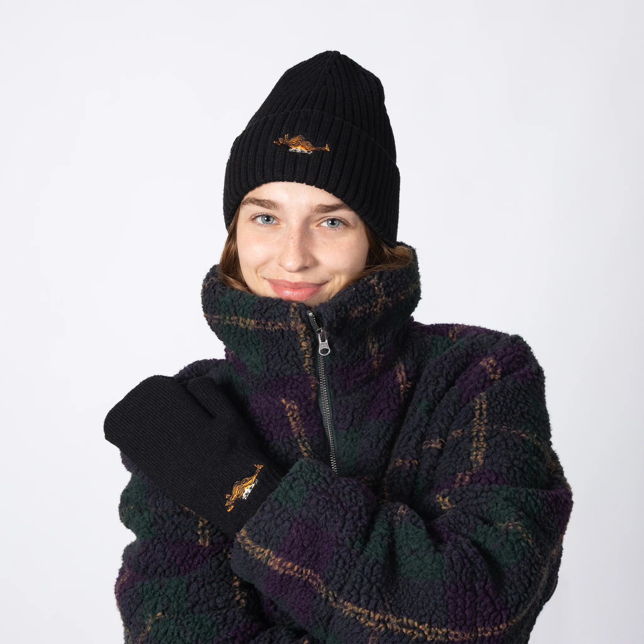 Pippi Embroidered Mittens - Adult Size - Black - 3