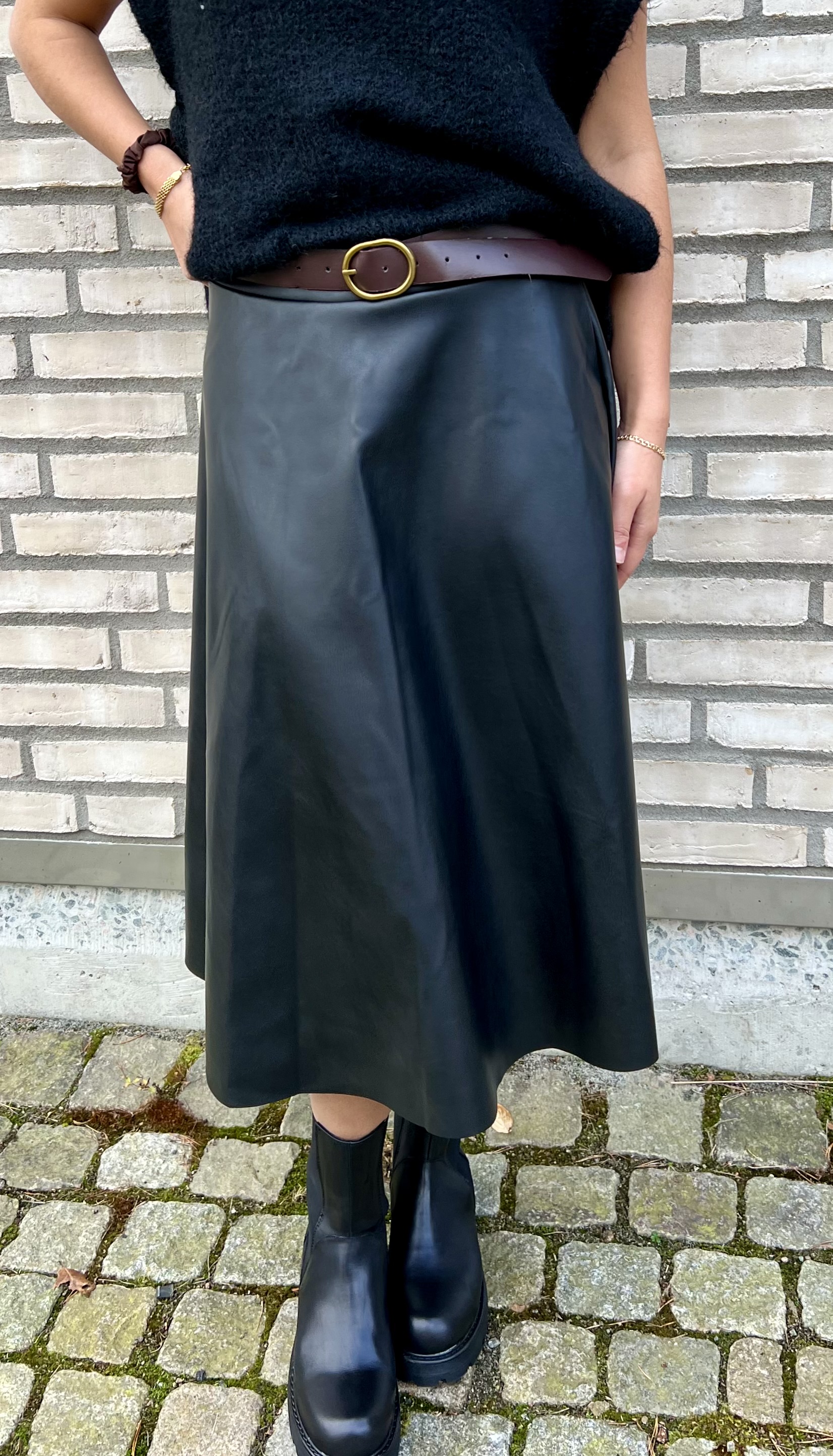 Nowomenslabel Kjol Asta PU svart