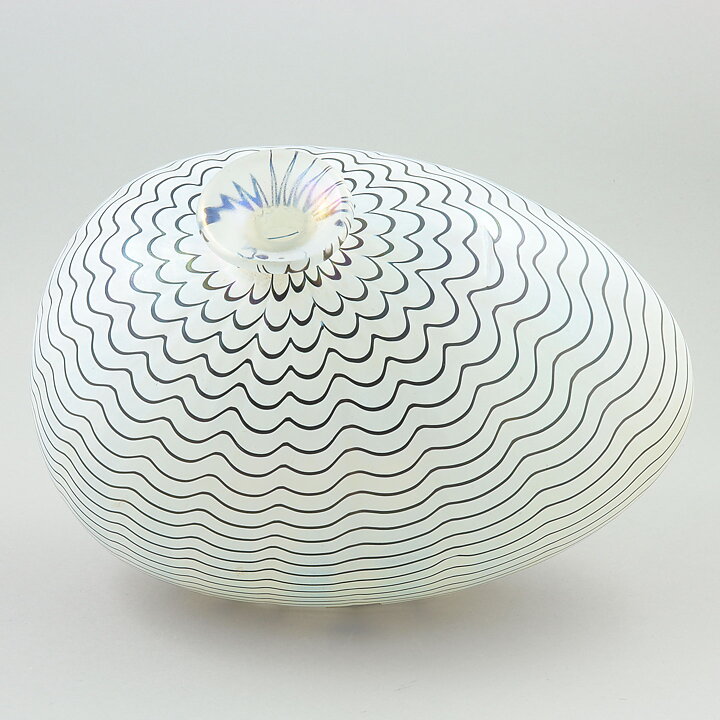 Bertil Vallien (Aphrodite 1985) White/Black Swelling Vase 26 cm