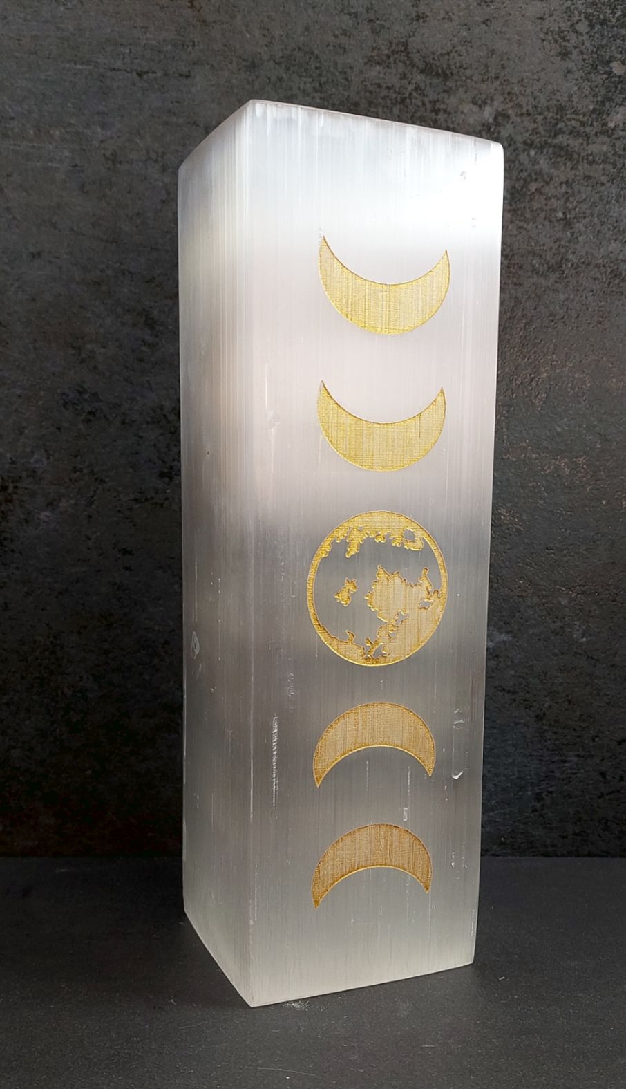 Rektangulär (Kubisk) Selenit Lampa  med Månfaser - 25cm - 2