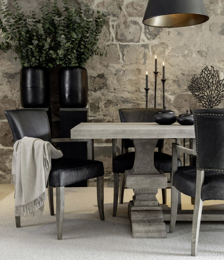 Maggie karmstol  i svart skinn  - Artwood