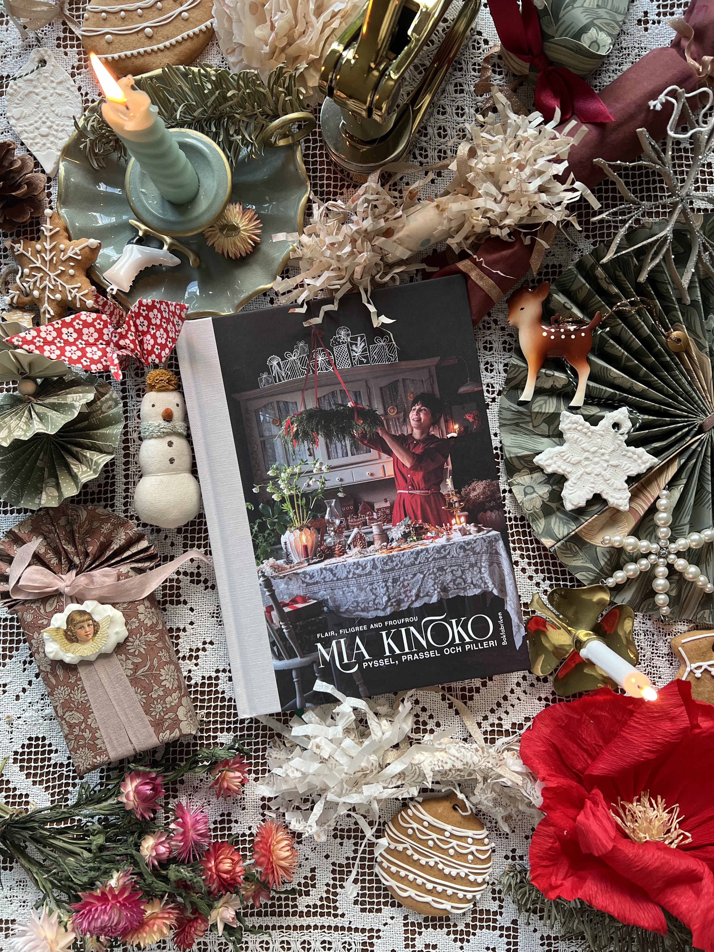 Signed book including International shipping 