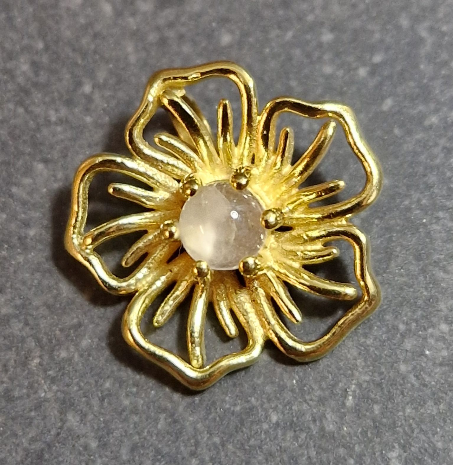 Blomma med sten - Hänge i Guld Vermeil  - 11