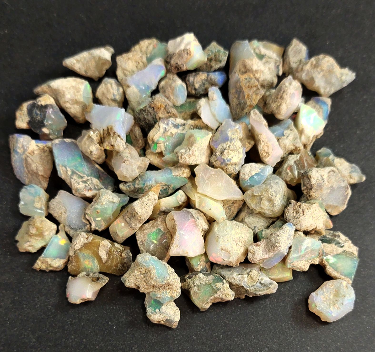 Etiopisk Opal  - AA Kvalitet 