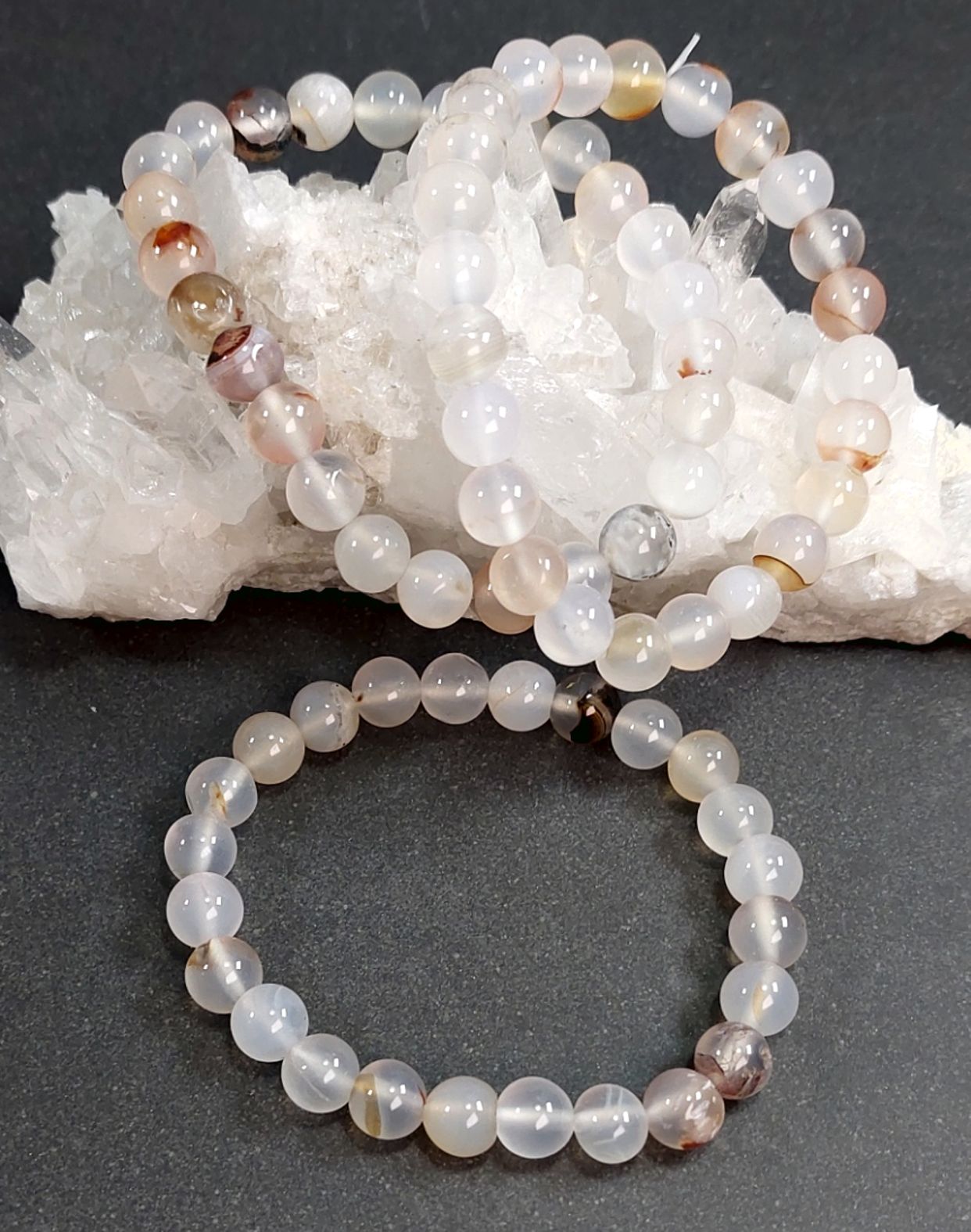 Milky Vit Agat Armband, 8mm
