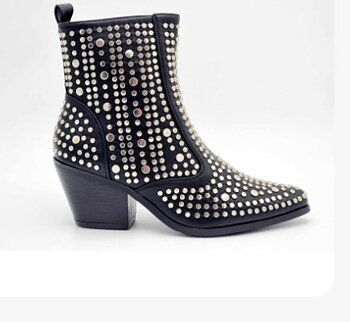 Boots med nitar, Svart- Cat&Co