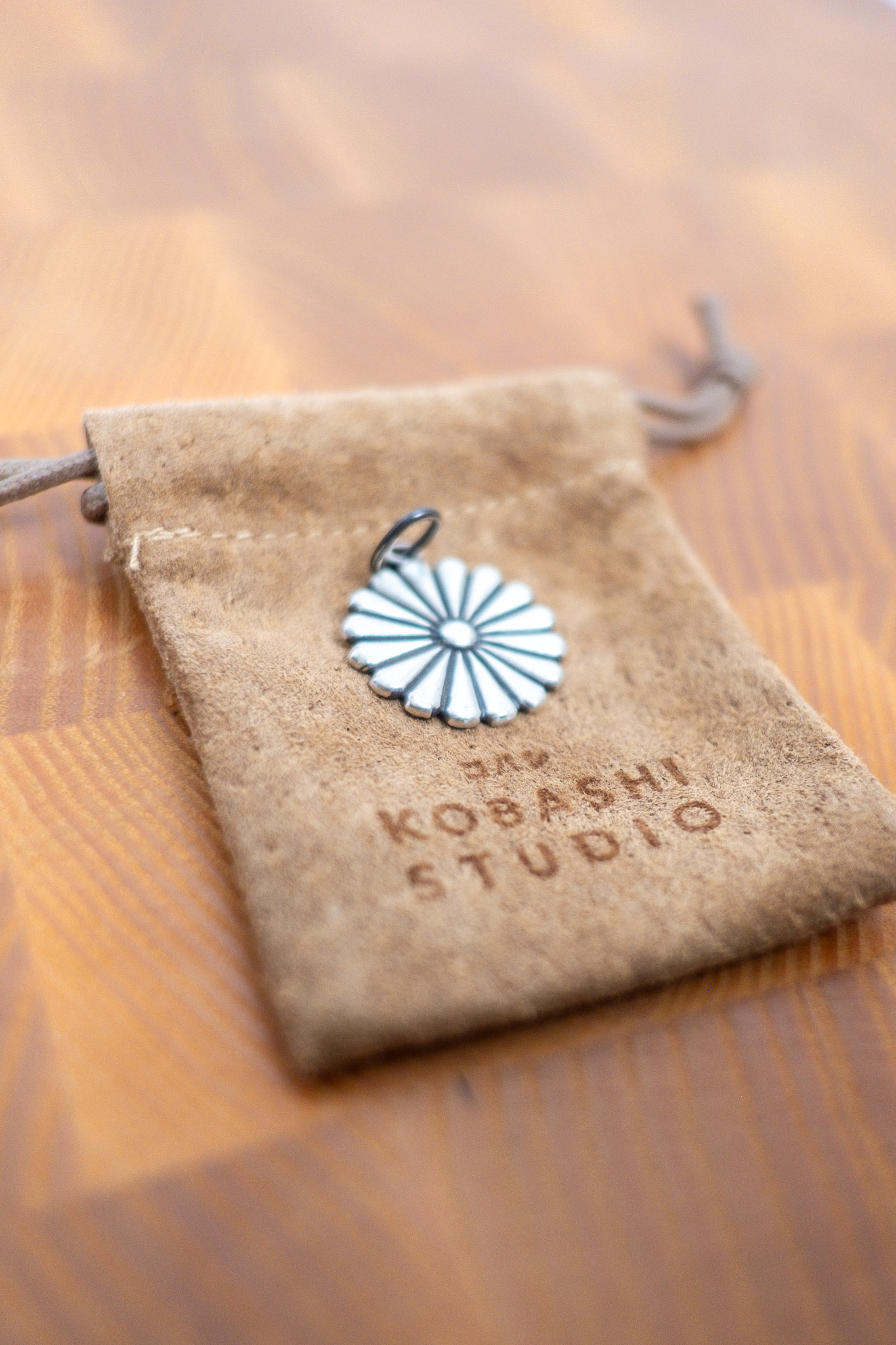 Kobashi Studio - Kikumon Charm Large Silver - 4