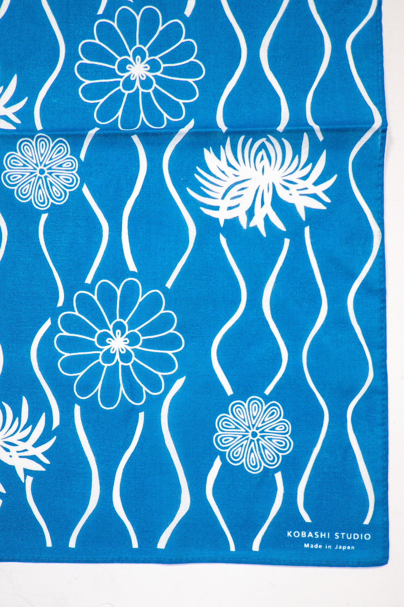 Kobashi Studio - Kikumon Bandana Japanese Light Blue - 4