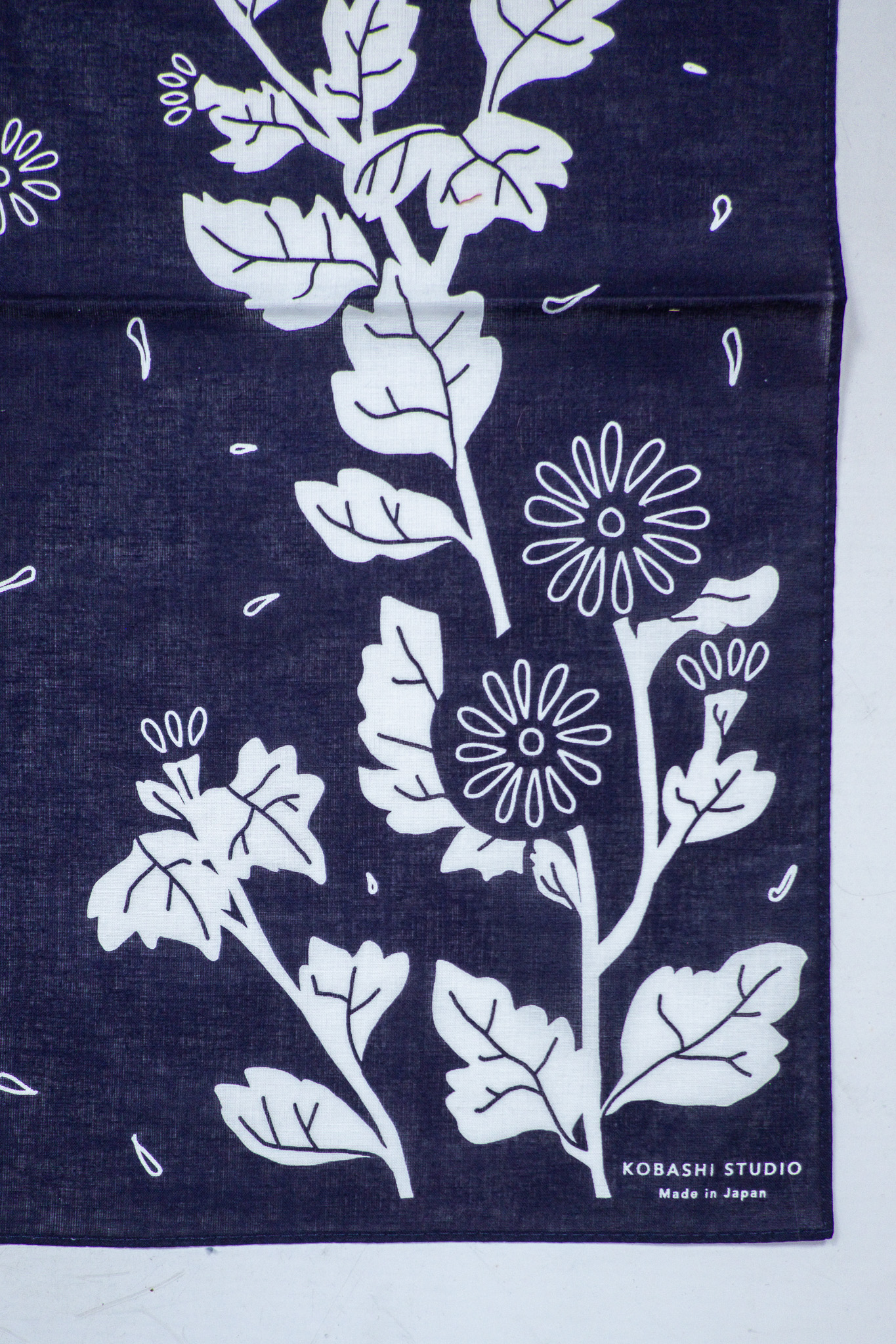 Kobashi Studio - Kikumon Bandana Japanese Navy - 4