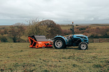Uppsamlare Chapman CPC 150 S (FRI frakt) – professionell sweeper collector för traktor och större ytor