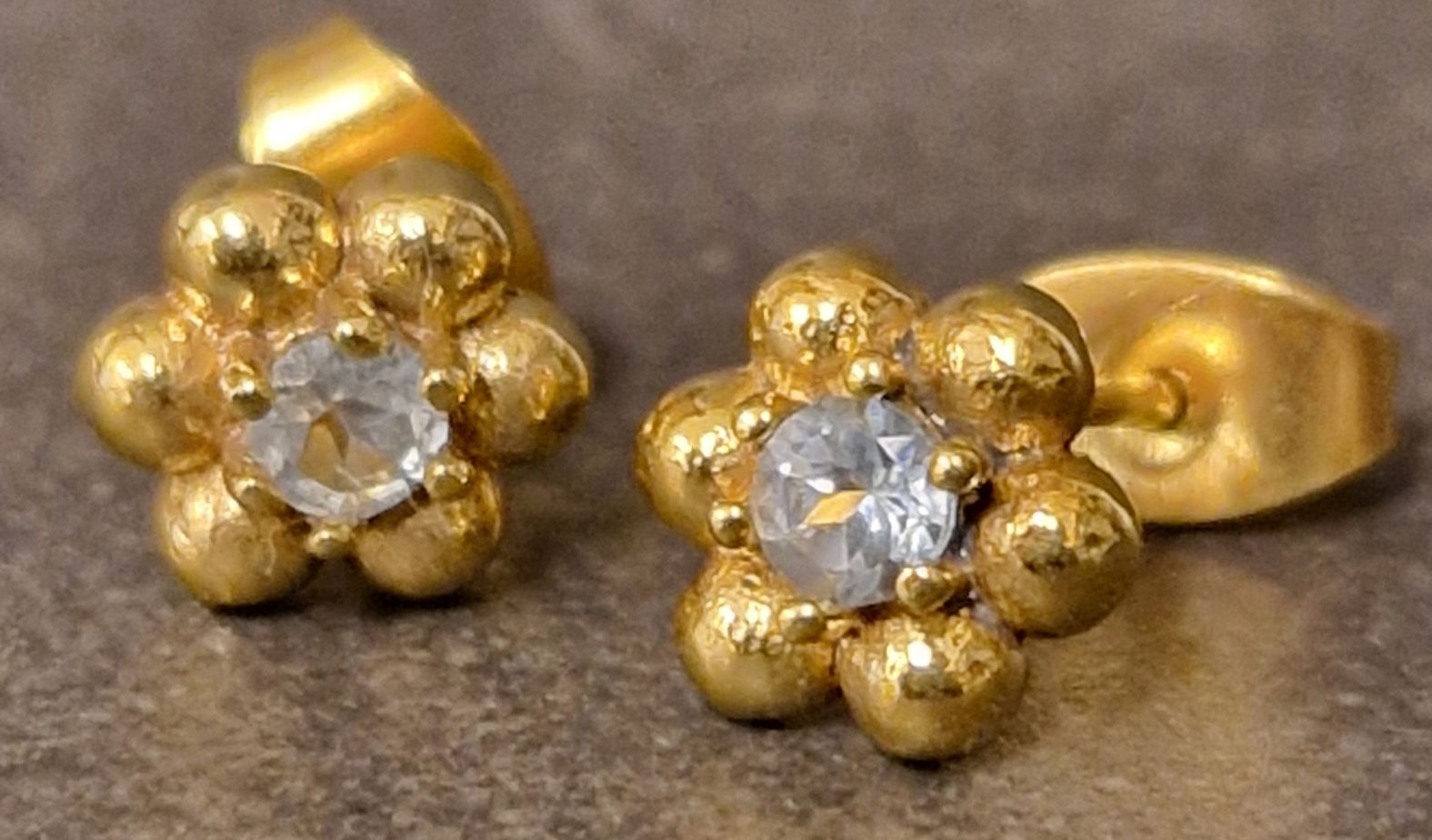 Stift Örhängen i Guld Vermeil med Stenar - Blomma - 14