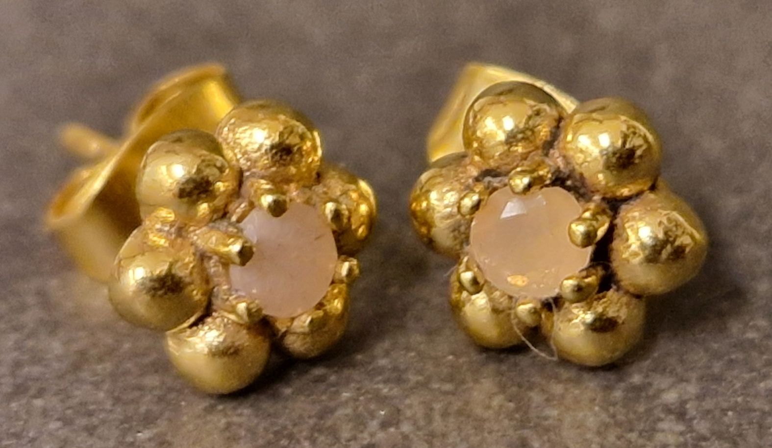 Stift Örhängen i Guld Vermeil med Stenar - Blomma - 11