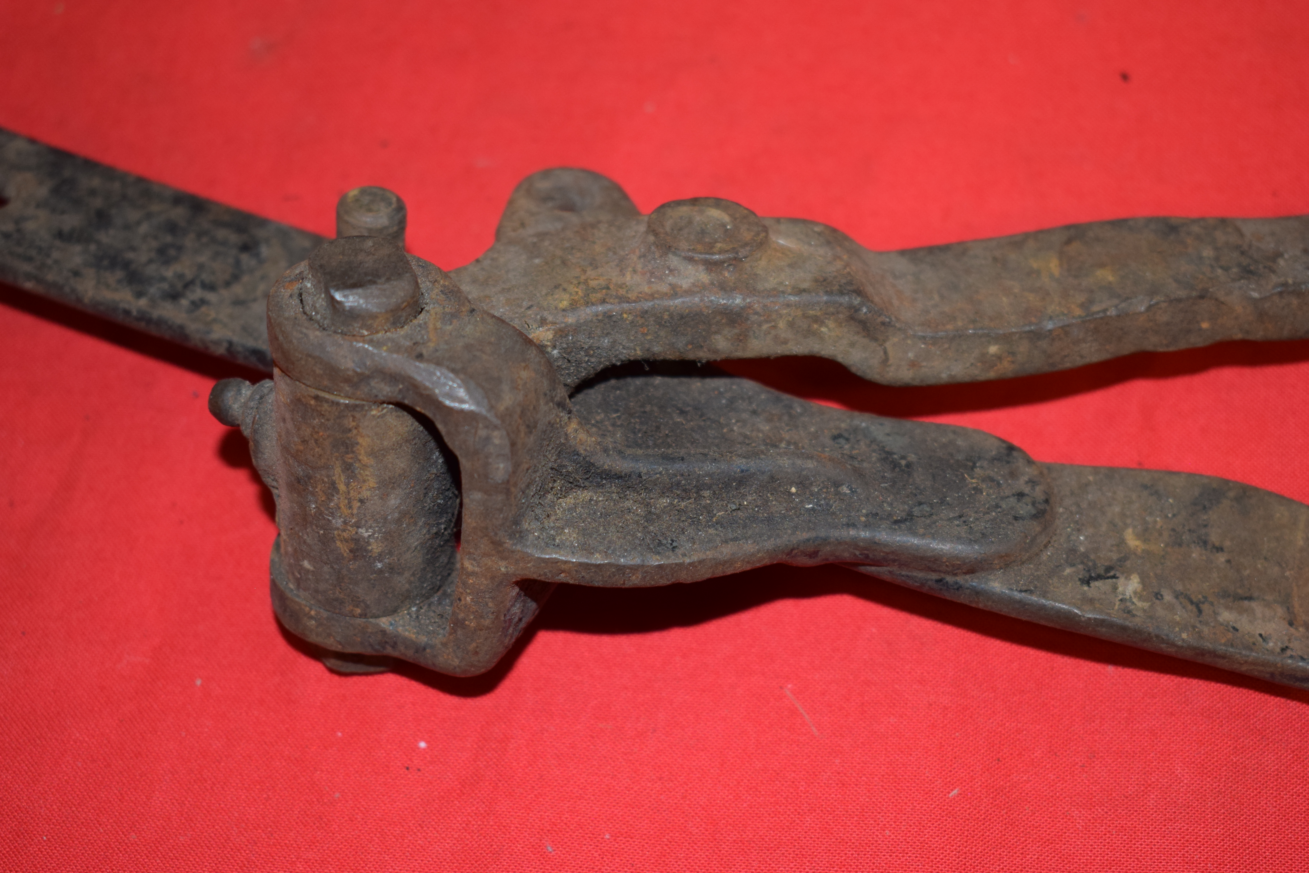 Fästjärn till Höger Fotplatta med broms pedal Harley 45" 1935-38 # 201
